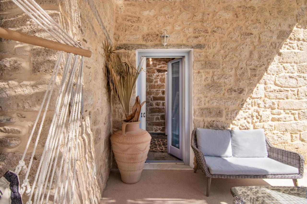 Terra E Sole Spa Suite Aegina Vathí Exterior foto