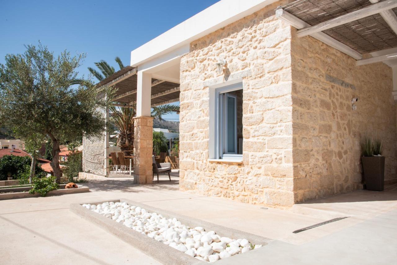 Terra E Sole Spa Suite Aegina Vathí Exterior foto