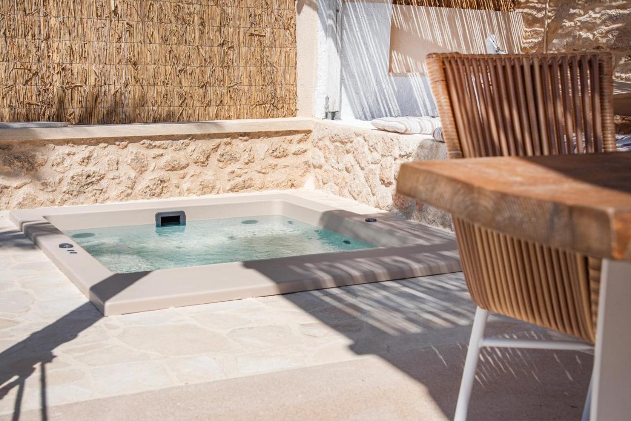 Terra E Sole Spa Suite Aegina Vathí Exterior foto