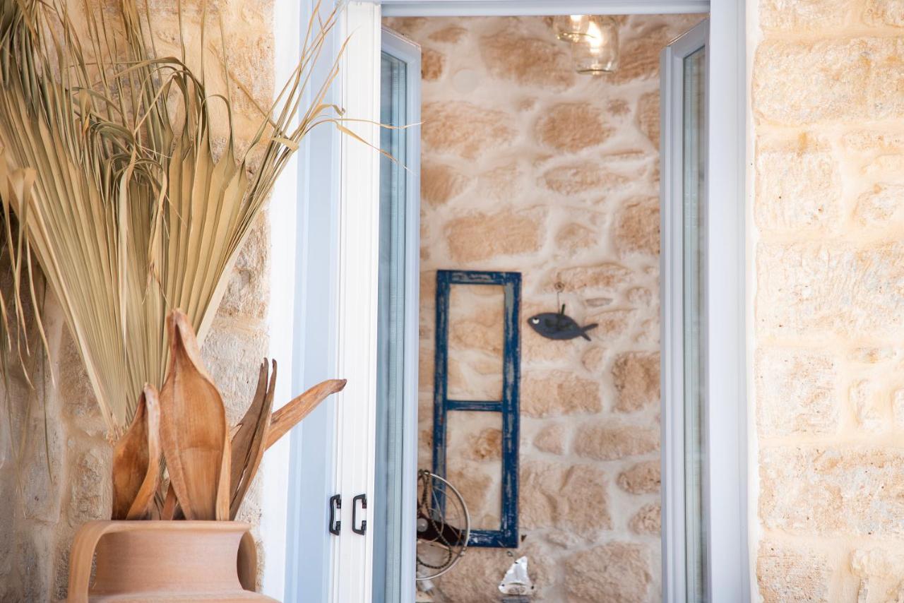 Terra E Sole Spa Suite Aegina Vathí Exterior foto